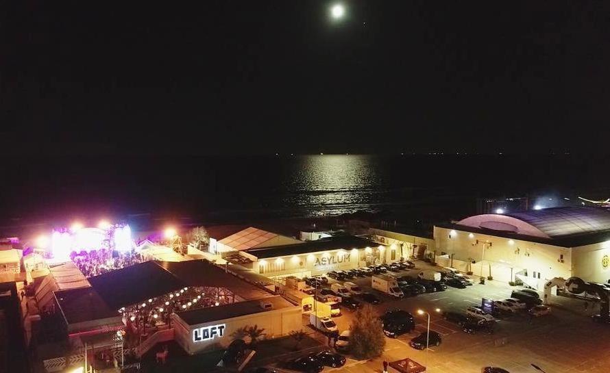 Ayka Apartment Mamaia Bagian luar foto